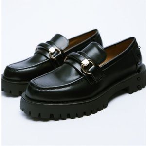 Zara Low Heel Lug Sole Loafers - Black - Like New